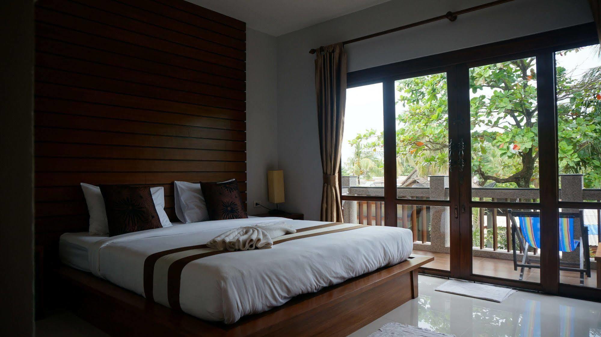 Lanta Intanin Resort - Sha Extra Plus Ko Lanta Exterior foto