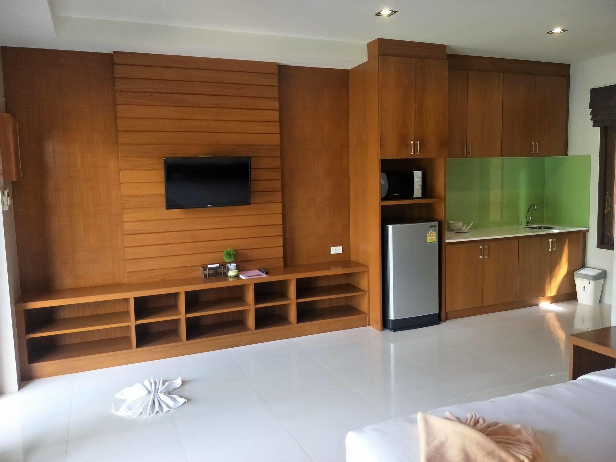 Lanta Intanin Resort - Sha Extra Plus Ko Lanta Exterior foto
